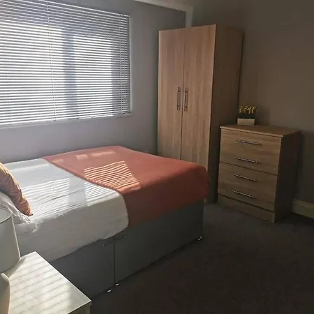 Teesside Apartment *